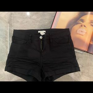 H&M Black Shorts NWT US 2